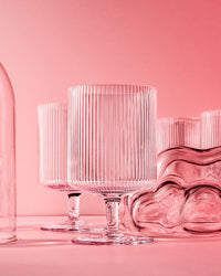 Vintage Art Deco Ribbed Goblet Cocktail Glasses with Stem Gift Set of 4 – detail of hand-polished crystal rim