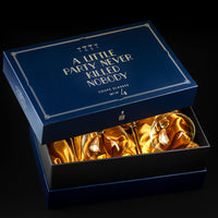 Vintage Roaring 20s Champagne and Cocktail Coupe Glasses Gift Set of 4 – signature gift box closeup with cocktail recipes