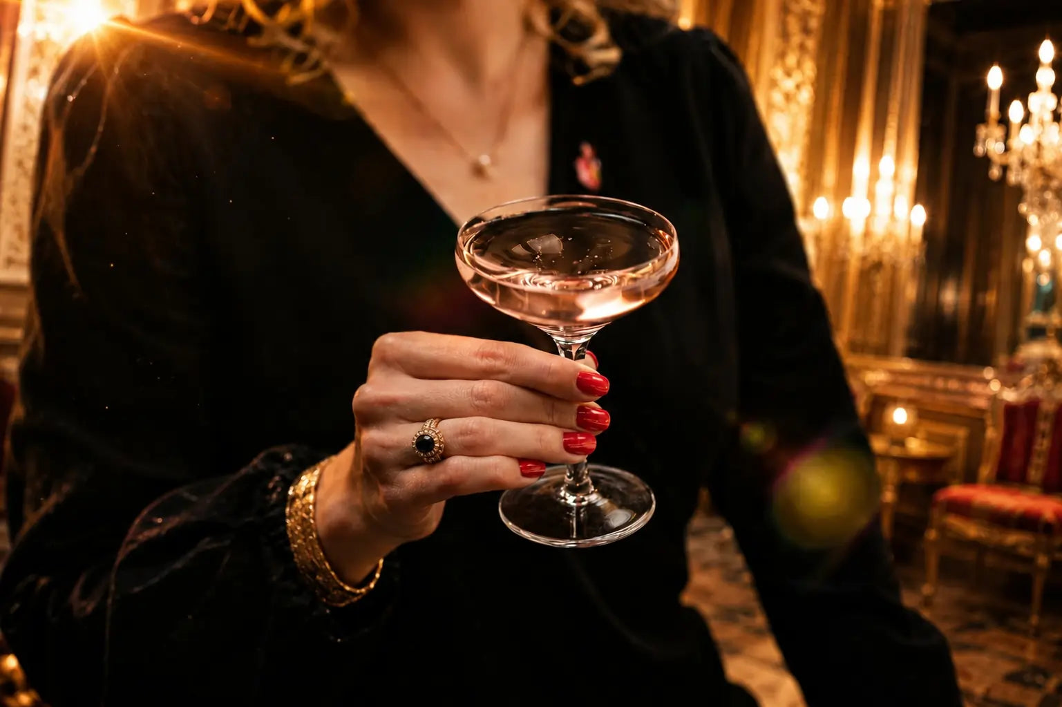 Coupe Glasses: A Bartender's Guide to the 17th-Century Champagne Vessel