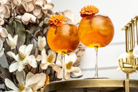Copa de Balon Spanish Gin Goblet Cocktail Glasses Gift Set of 2 – signature gift box closeup with cocktail recipes