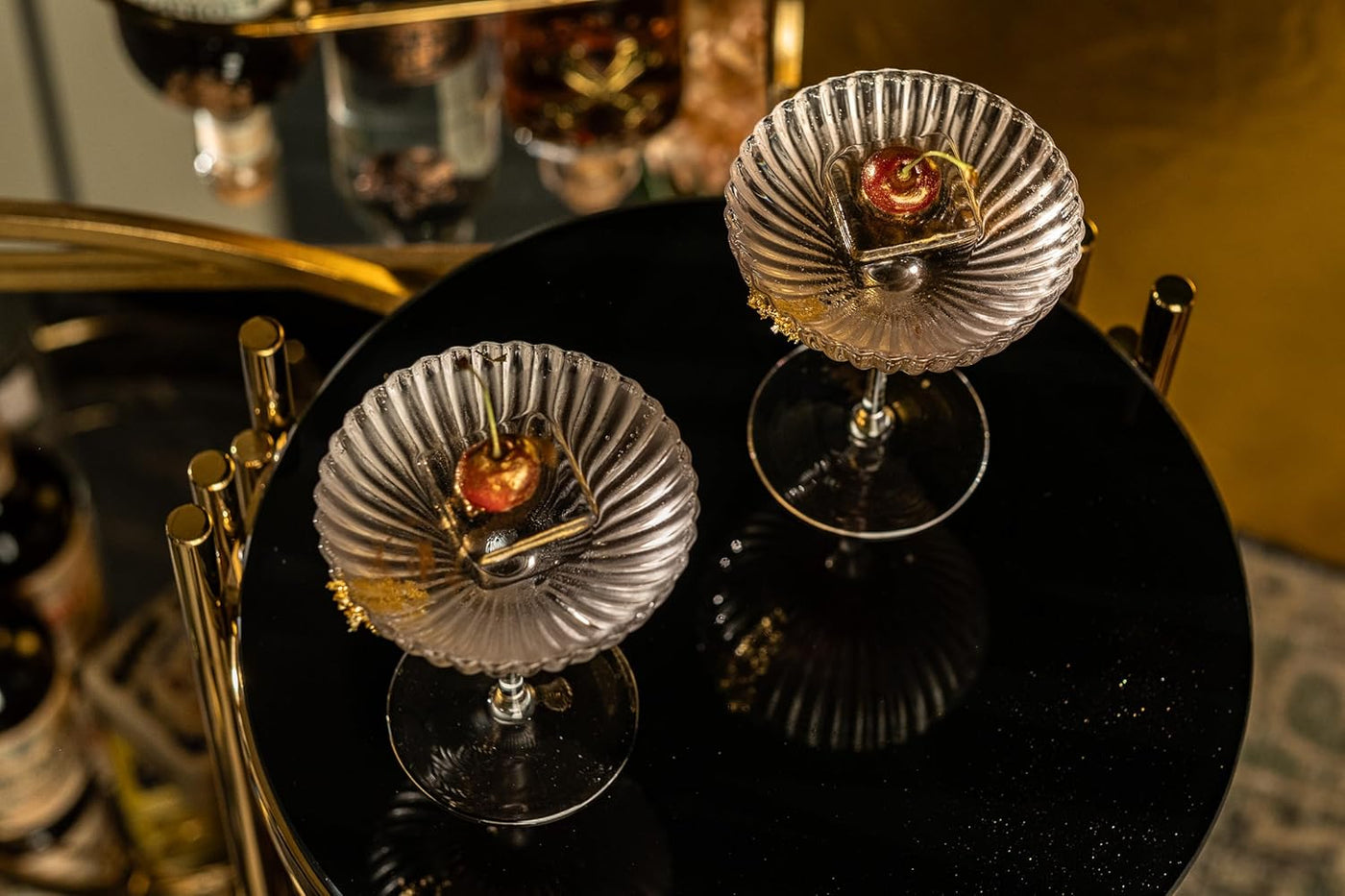 Venus Seashell Coupe Cocktail Glasses Gift Set of 4 – detail of hand-polished crystal rim