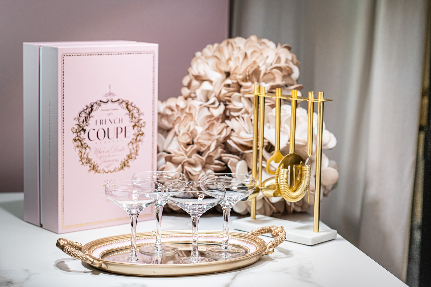 French Champagne and Cocktail Coupe Glasses Gift Set of 4 – signature gift presentation